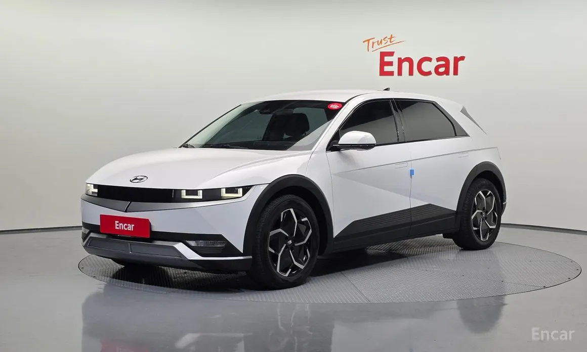 Фото 1 - Hyundai Ioniq 5