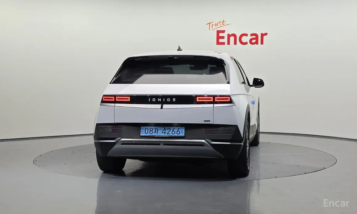 Фото 4 - Hyundai Ioniq 5