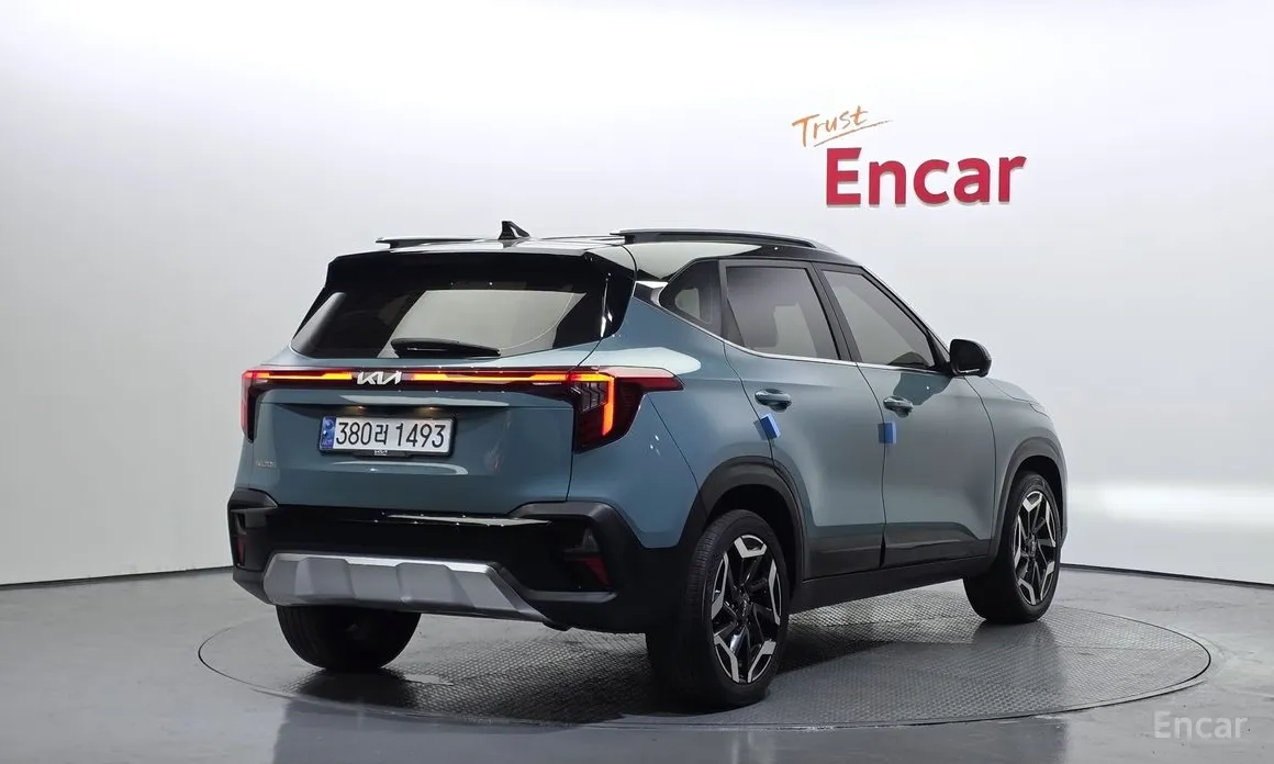 Фото 2 - Kia Seltos