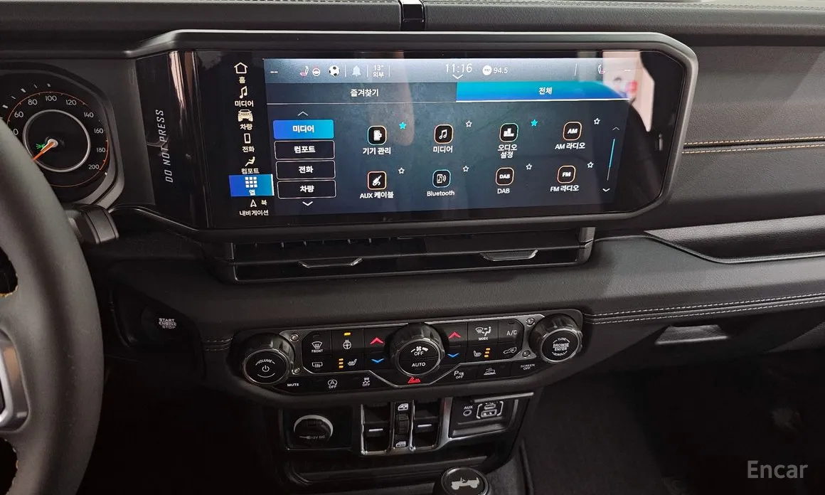 Фото 14 - Jeep Wrangler