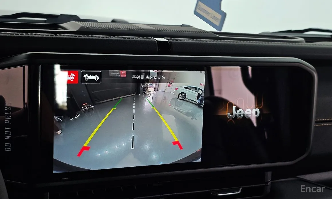 Фото 15 - Jeep Wrangler