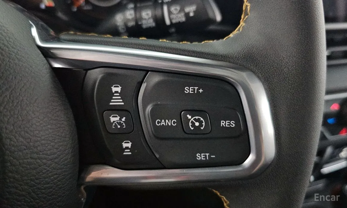 Фото 18 - Jeep Wrangler