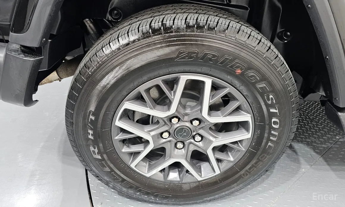 Фото 5 - Jeep Wrangler