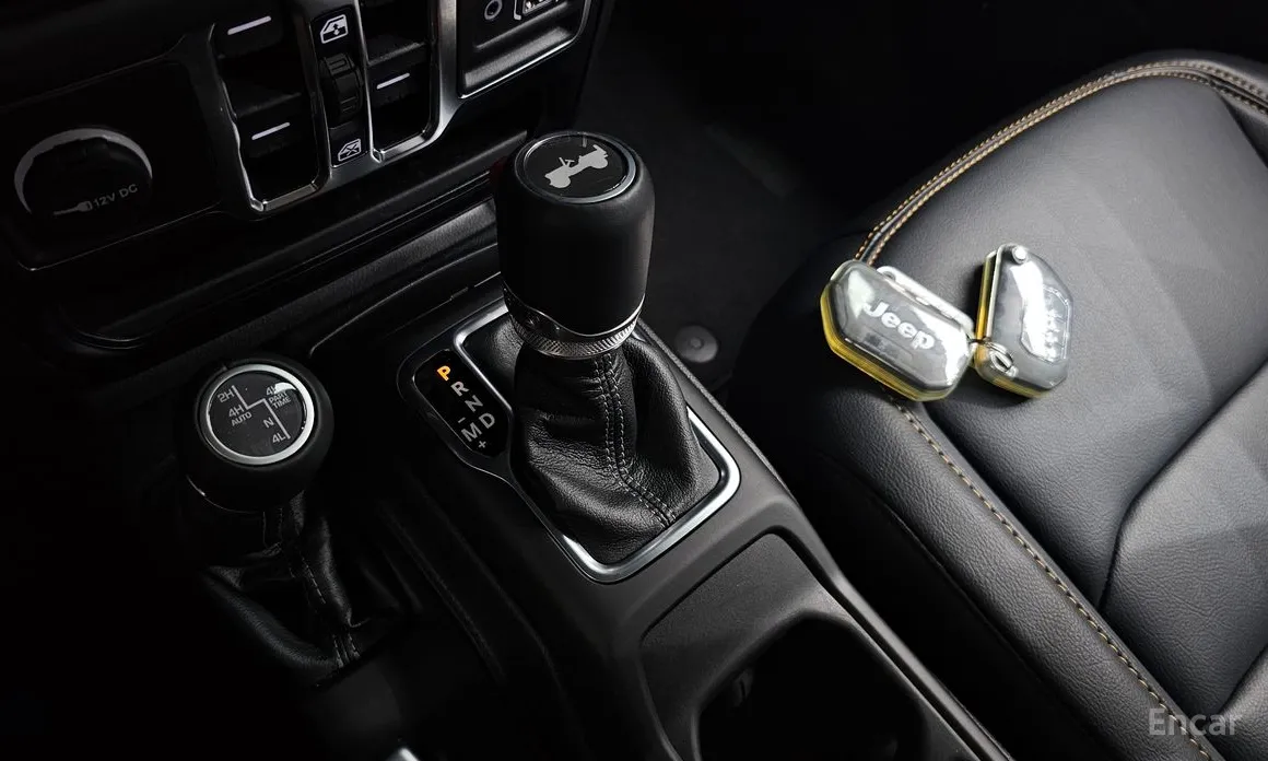 Фото 9 - Jeep Wrangler