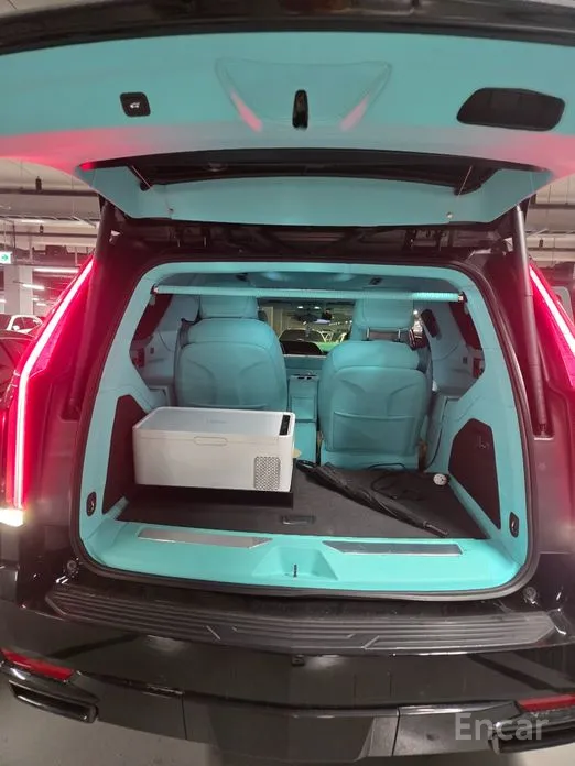 Фото 7 - Cadillac Escalade