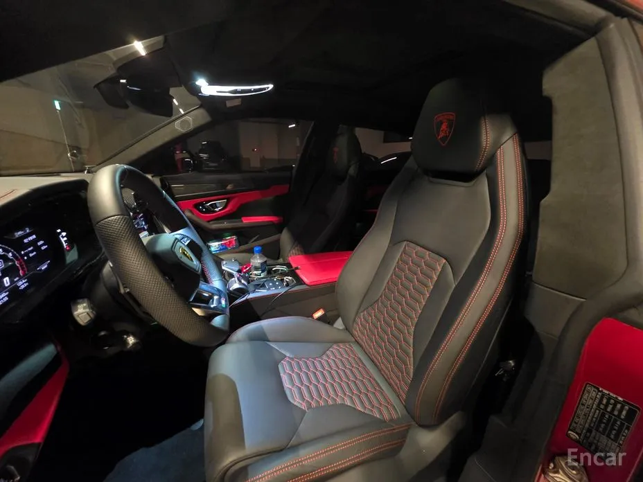 Фото 5 - Lamborghini Urus