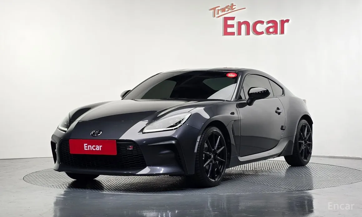 Фото 1 - Toyota 86