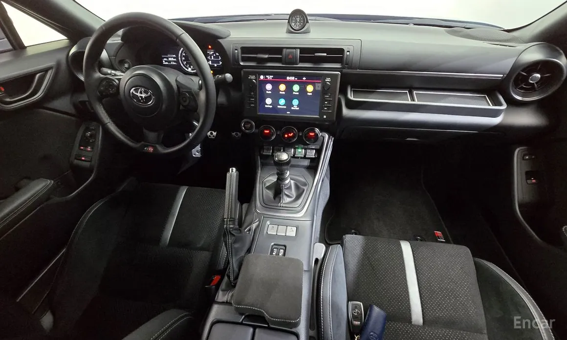 Фото 7 - Toyota 86