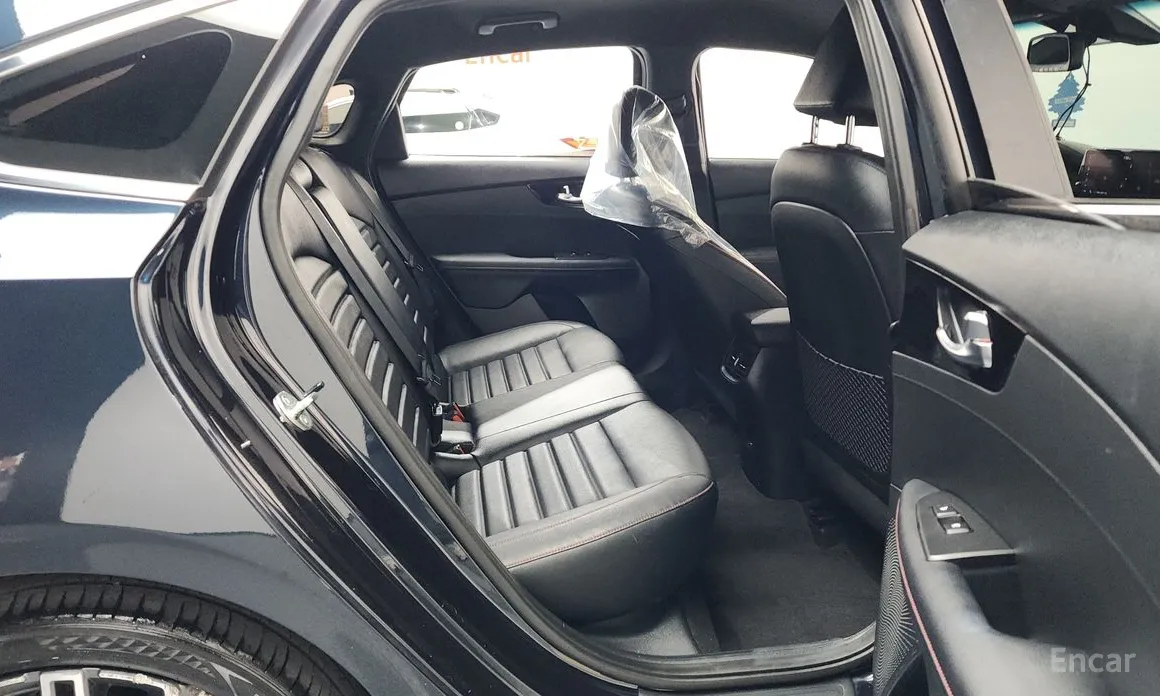 Фото 12 - Kia K3