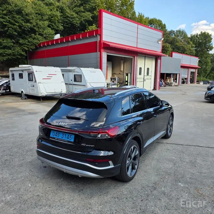 Фото 5 - Audi Q4 e-tron