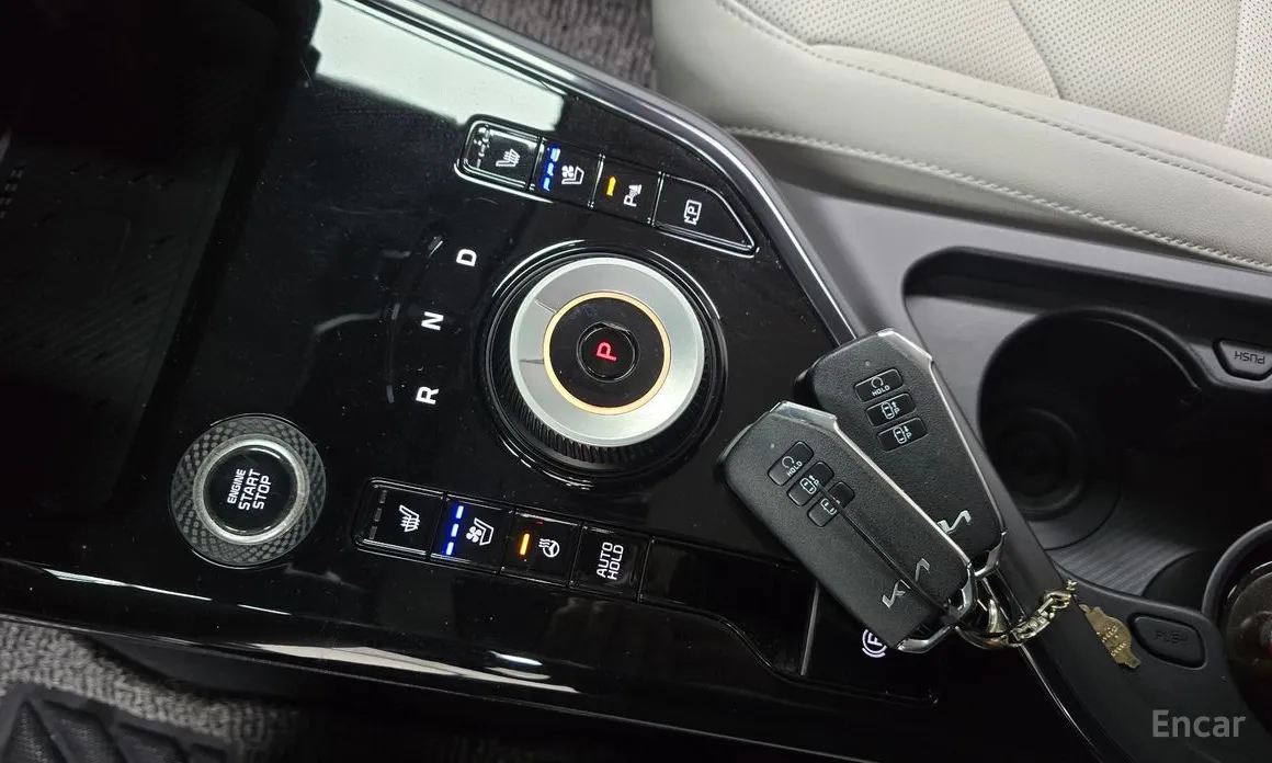 Фото 9 - Kia Niro