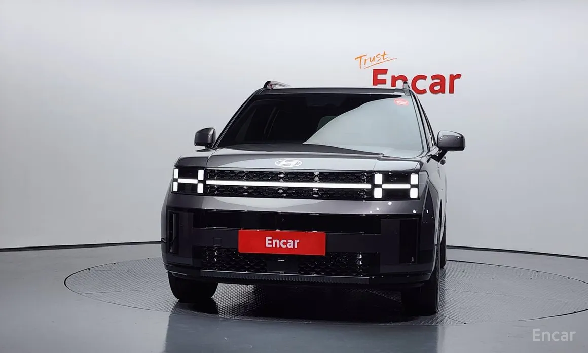 Фото 3 - Hyundai Santa Fe