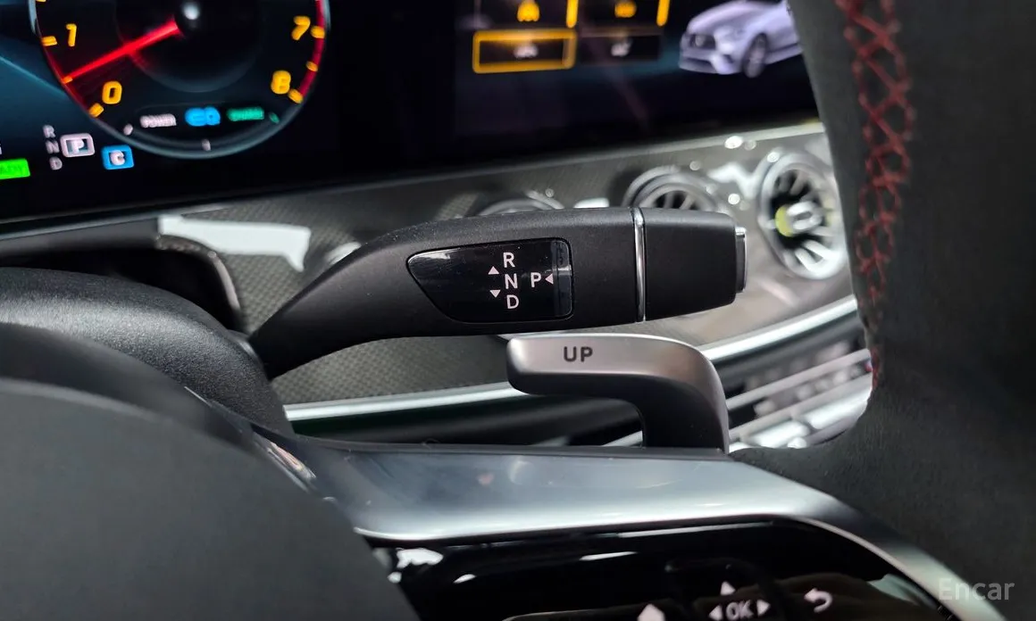 Фото 9 - Mercedes-Benz E-Class