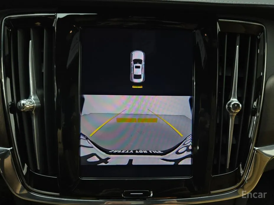 Фото 10 - Volvo S90