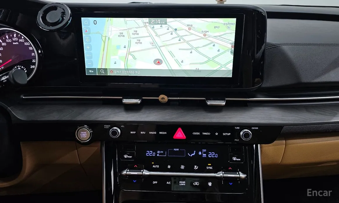 Фото 14 - Kia Carnival