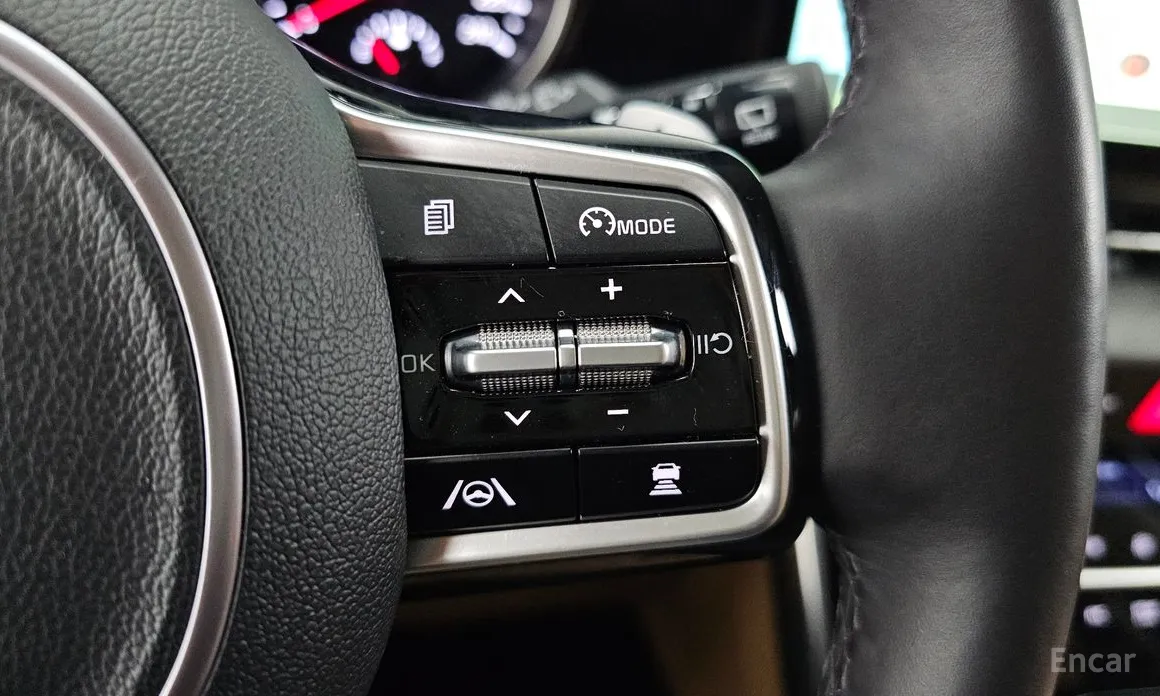 Фото 16 - Kia Carnival