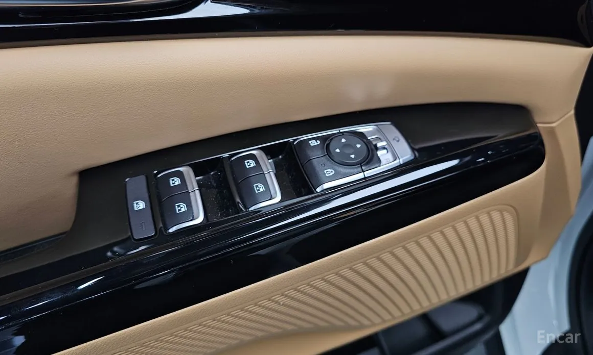 Фото 18 - Kia Carnival