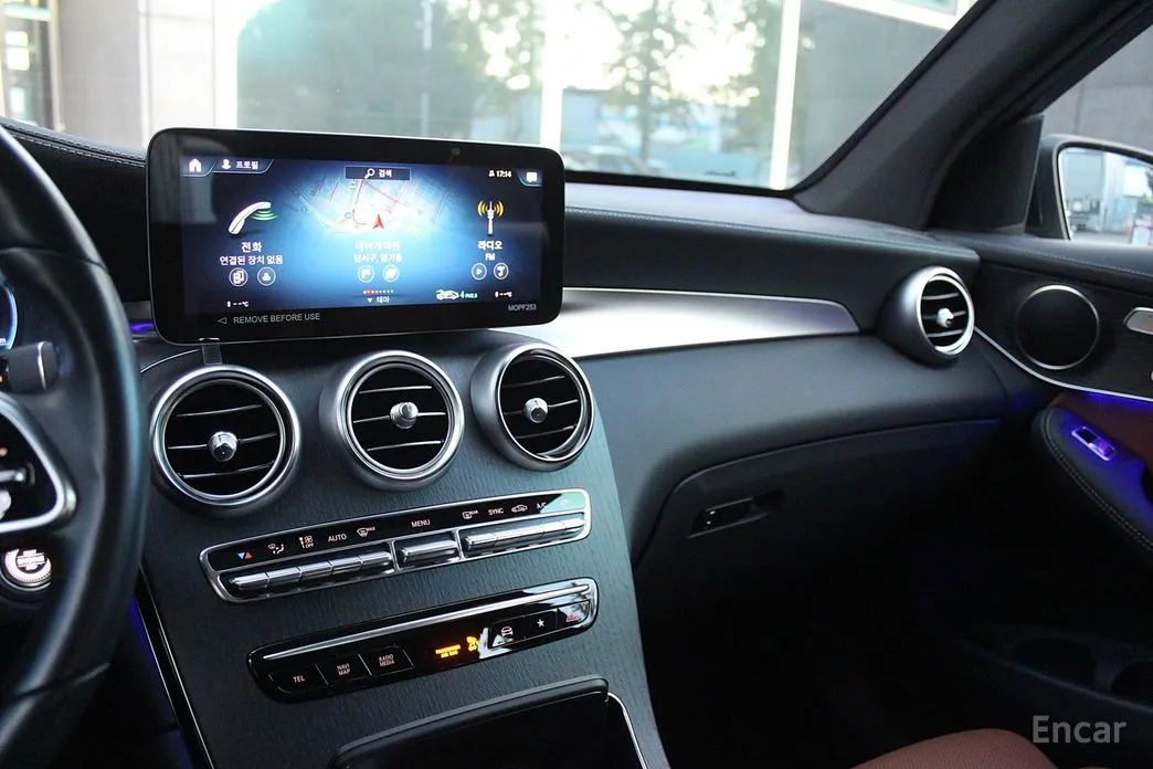 Фото 10 - Mercedes-Benz GLC-Class