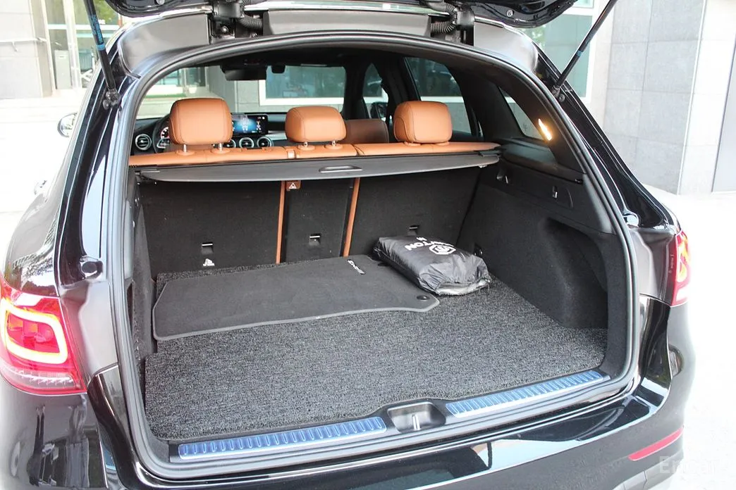 Фото 18 - Mercedes-Benz GLC-Class