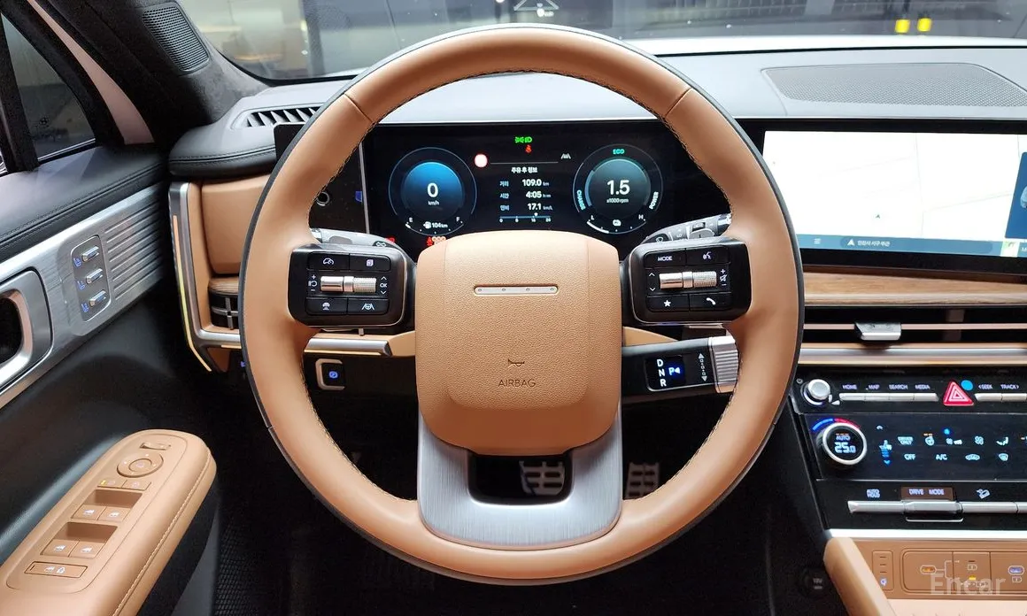 Фото 13 - Hyundai Santa Fe