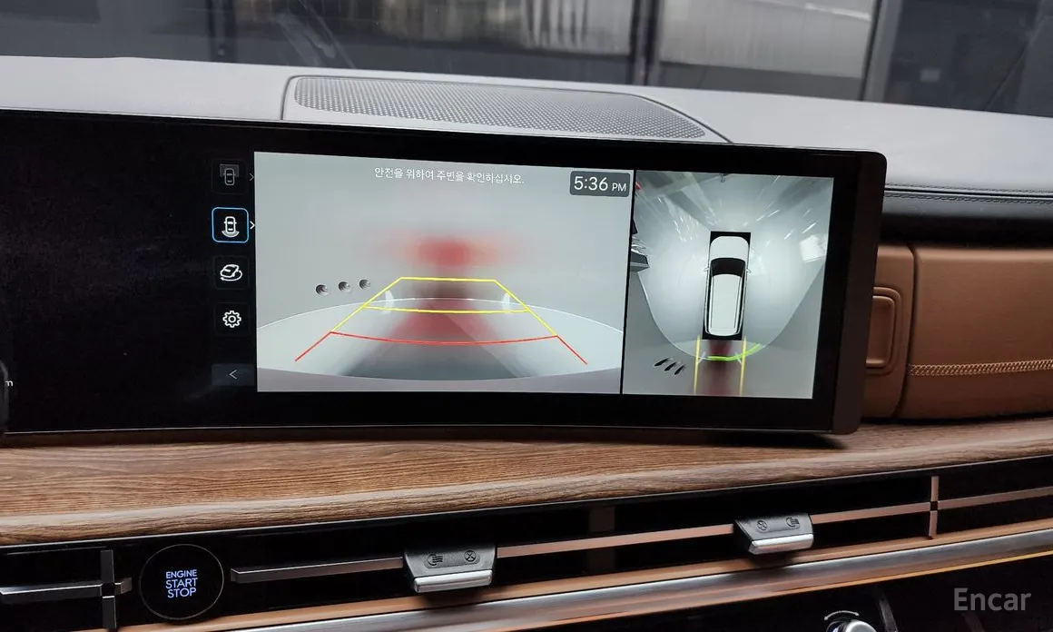 Фото 15 - Hyundai Santa Fe