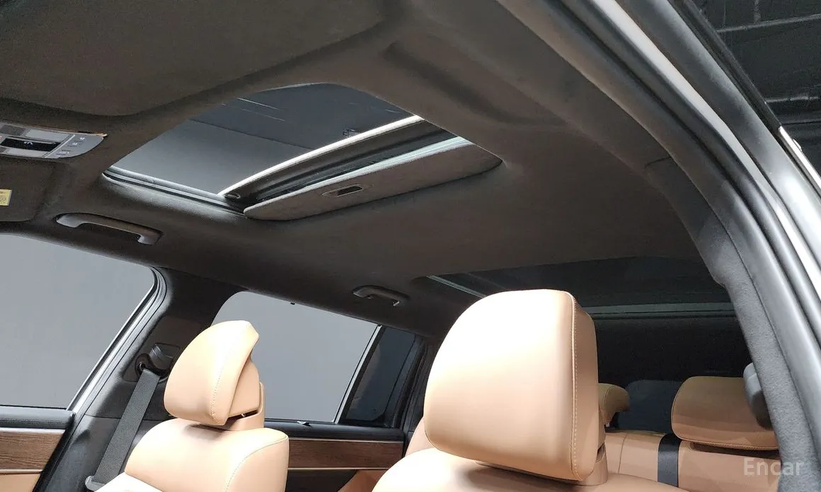 Фото 19 - Hyundai Santa Fe