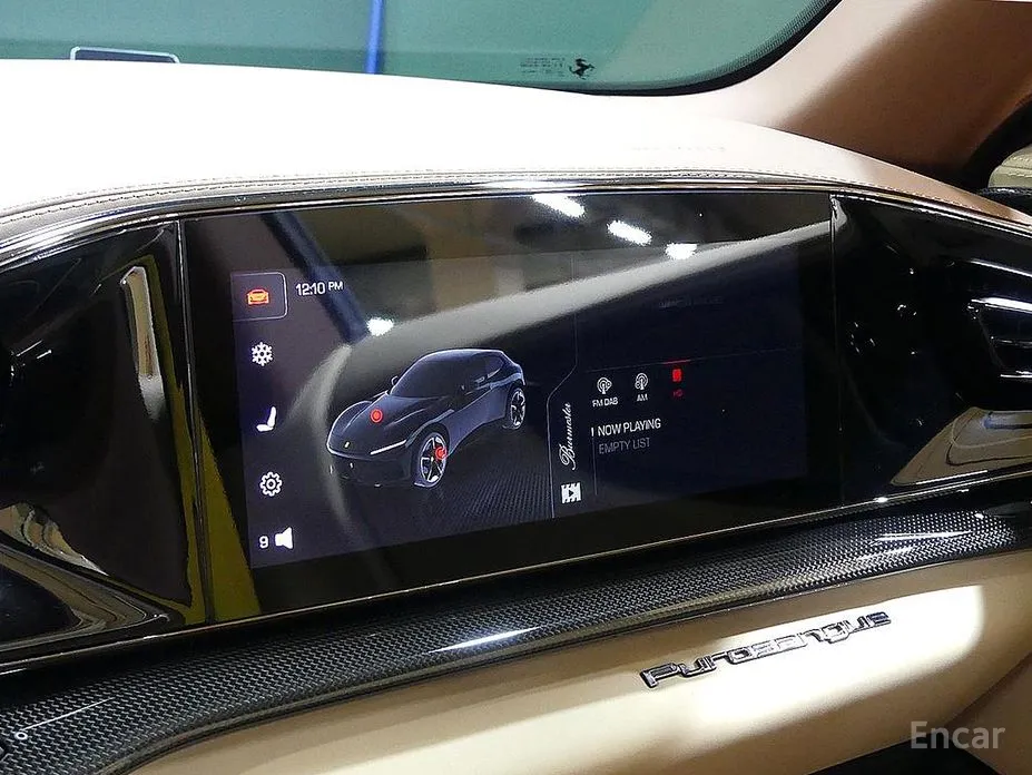 Фото 15 - Ferrari Purosangue