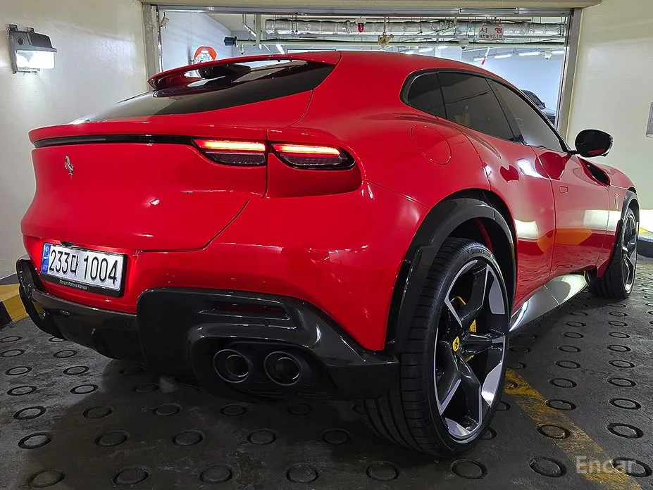 Фото 5 - Ferrari Purosangue