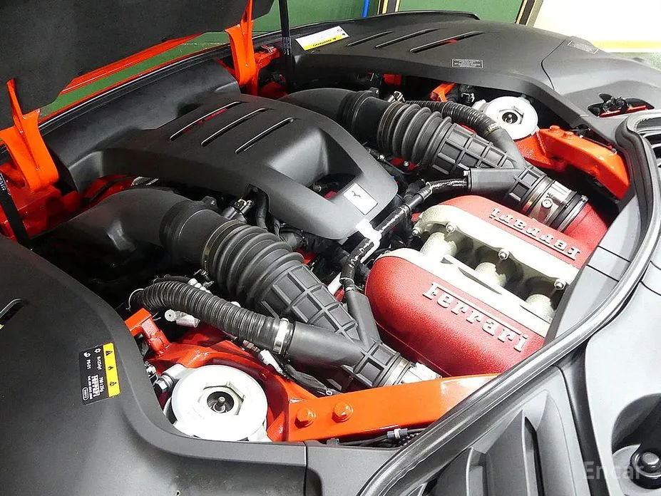 Фото 6 - Ferrari Purosangue