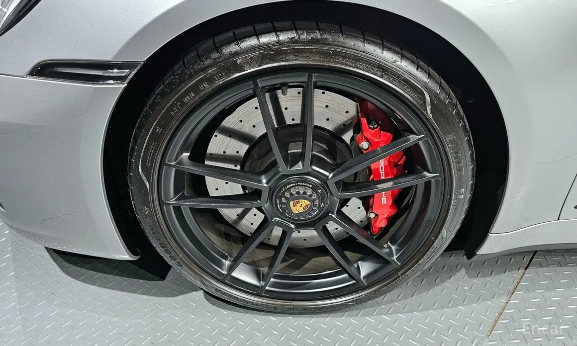 Фото 5 - Porsche 911