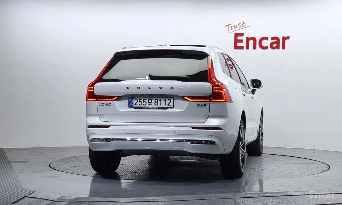 Фото 4 - Volvo XC60