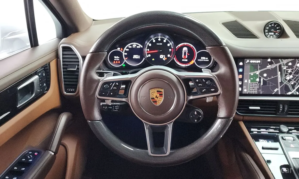 Фото 13 - Porsche Cayenne