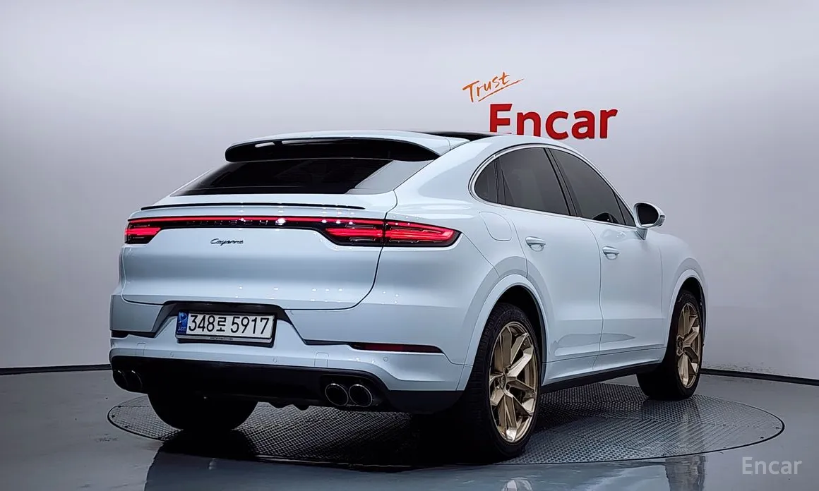 Фото 2 - Porsche Cayenne