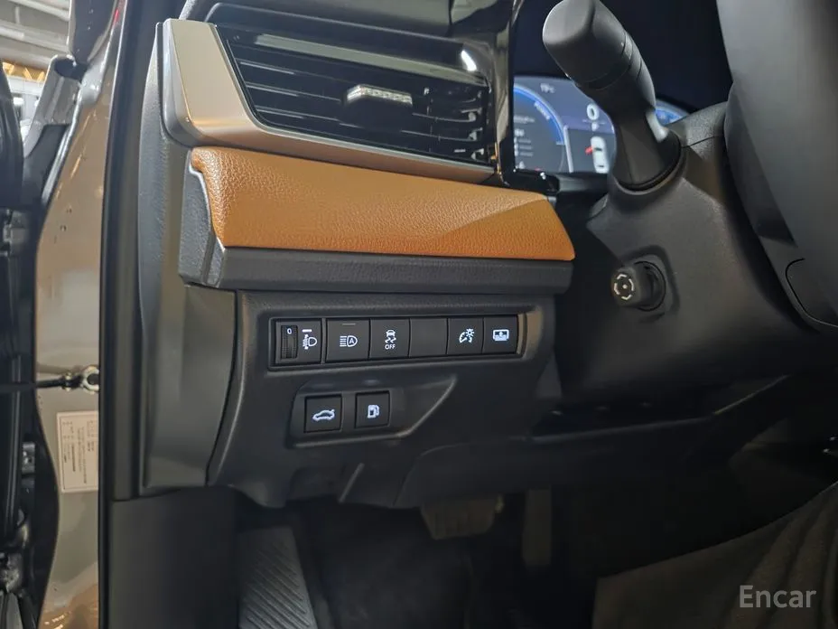 Фото 13 - Toyota Camry