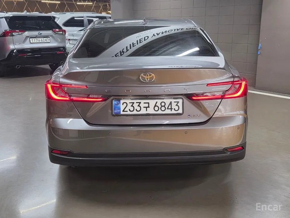 Фото 4 - Toyota Camry