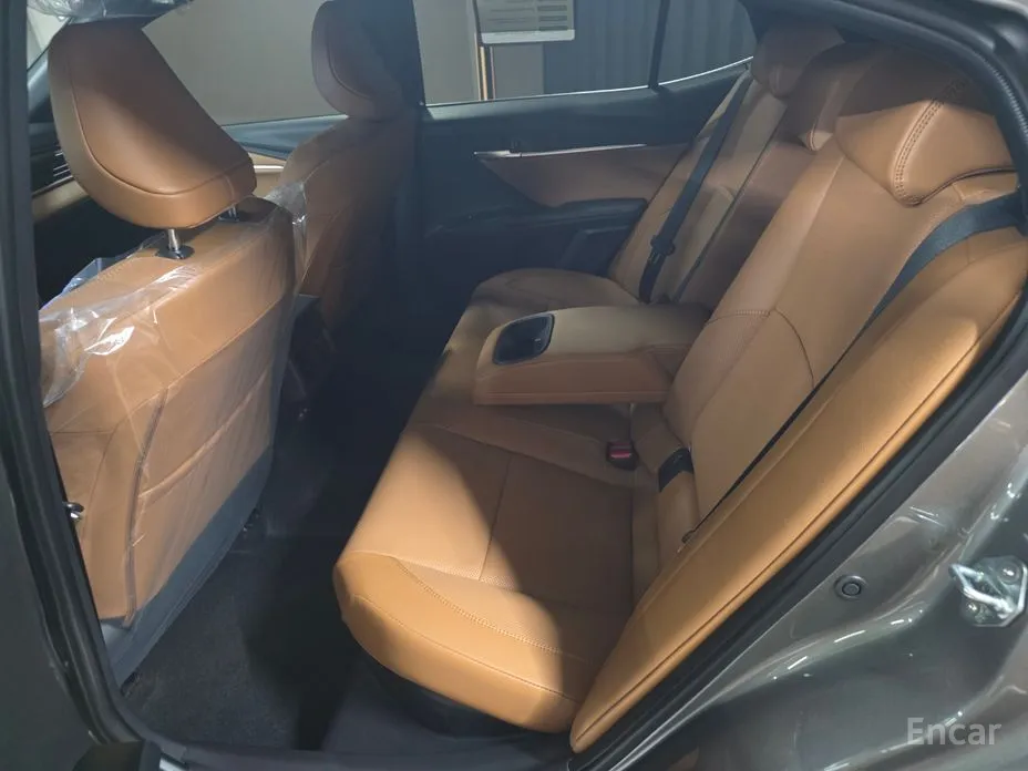 Фото 7 - Toyota Camry