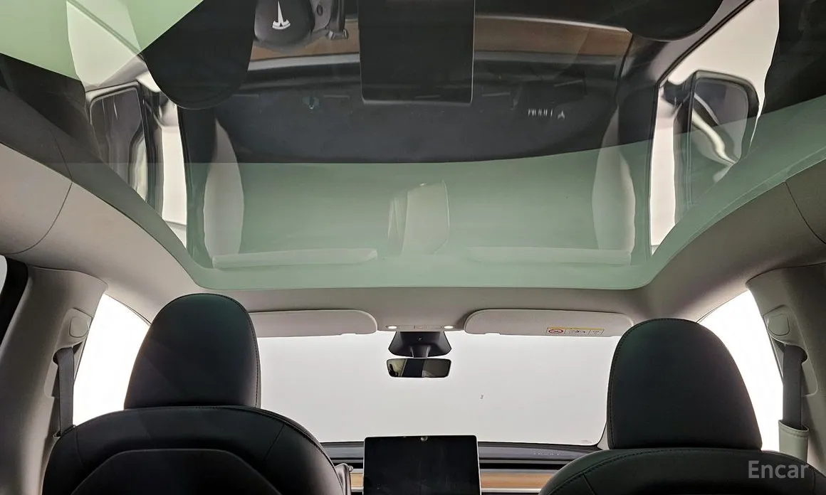 Фото 19 - Tesla Model Y