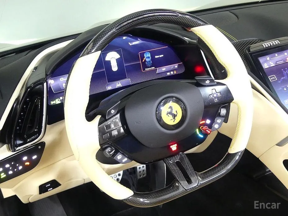 Фото 11 - Ferrari Roma