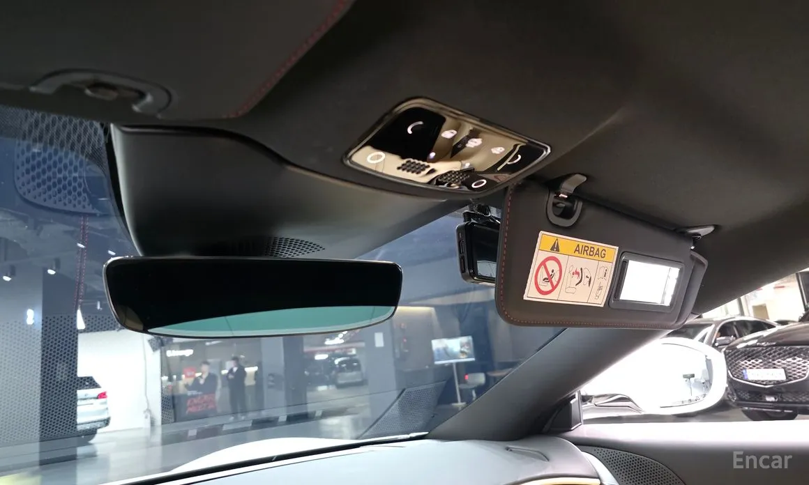 Фото 19 - Ferrari Roma