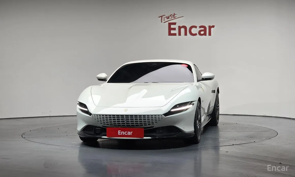 Фото 3 - Ferrari Roma