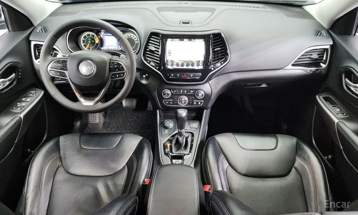 Фото 7 - Jeep Cherokee