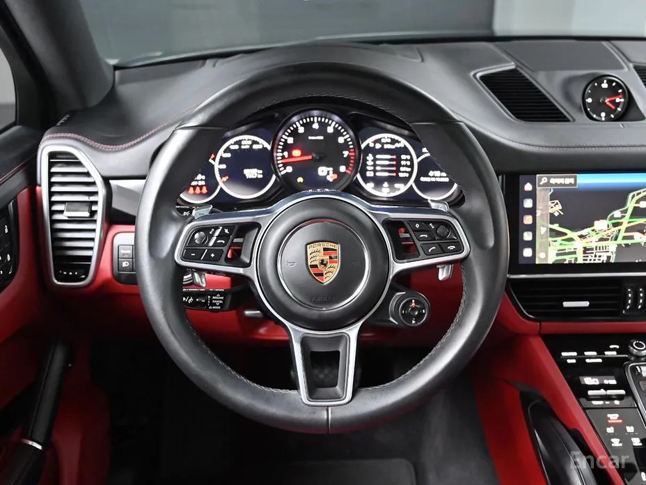 Фото 12 - Porsche Cayenne