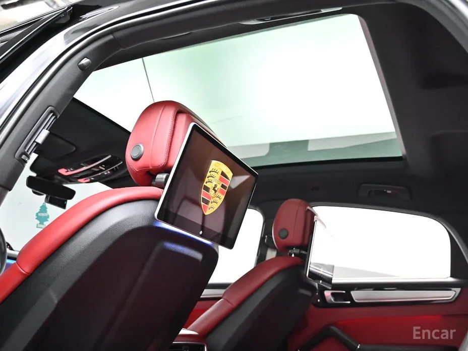 Фото 19 - Porsche Cayenne