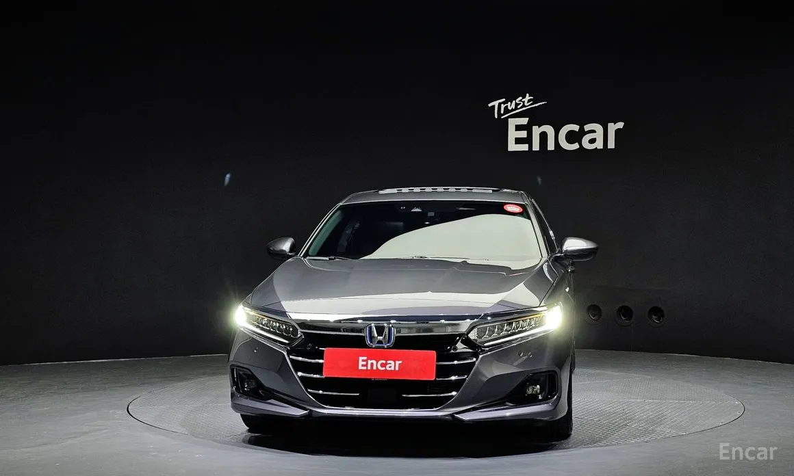 Фото 3 - Honda Accord