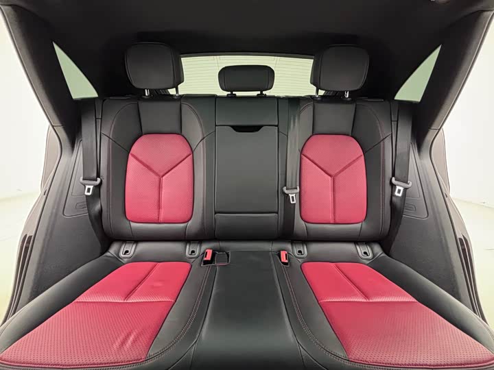 Фото 16 - Porsche Macan