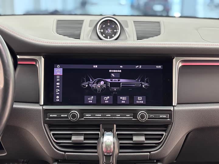 Фото 25 - Porsche Macan