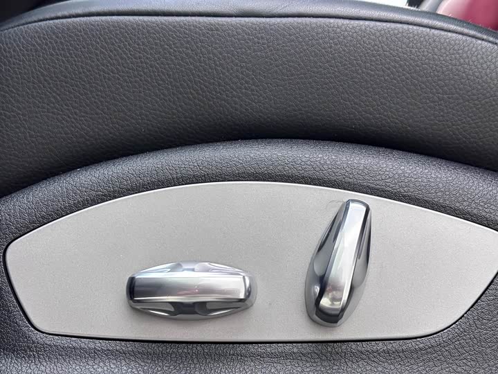 Фото 8 - Porsche Macan