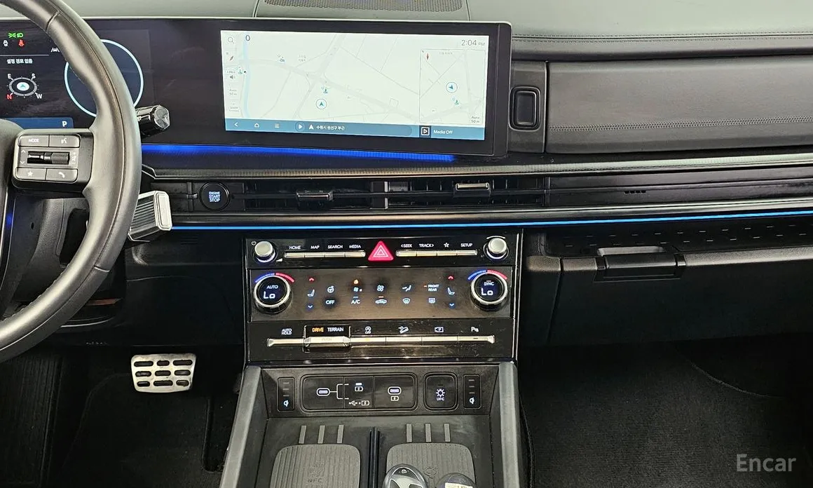 Фото 15 - Hyundai Santa Fe