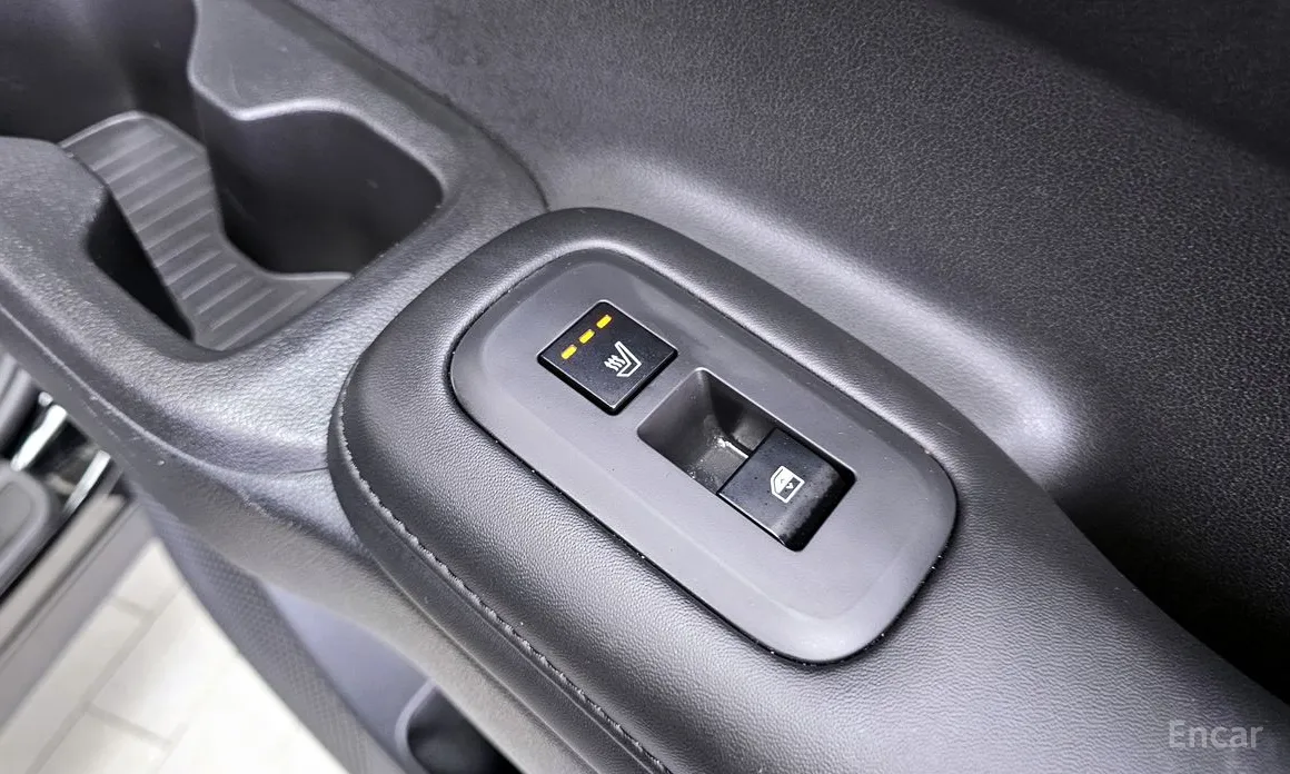 Фото 19 - Hyundai Santa Fe