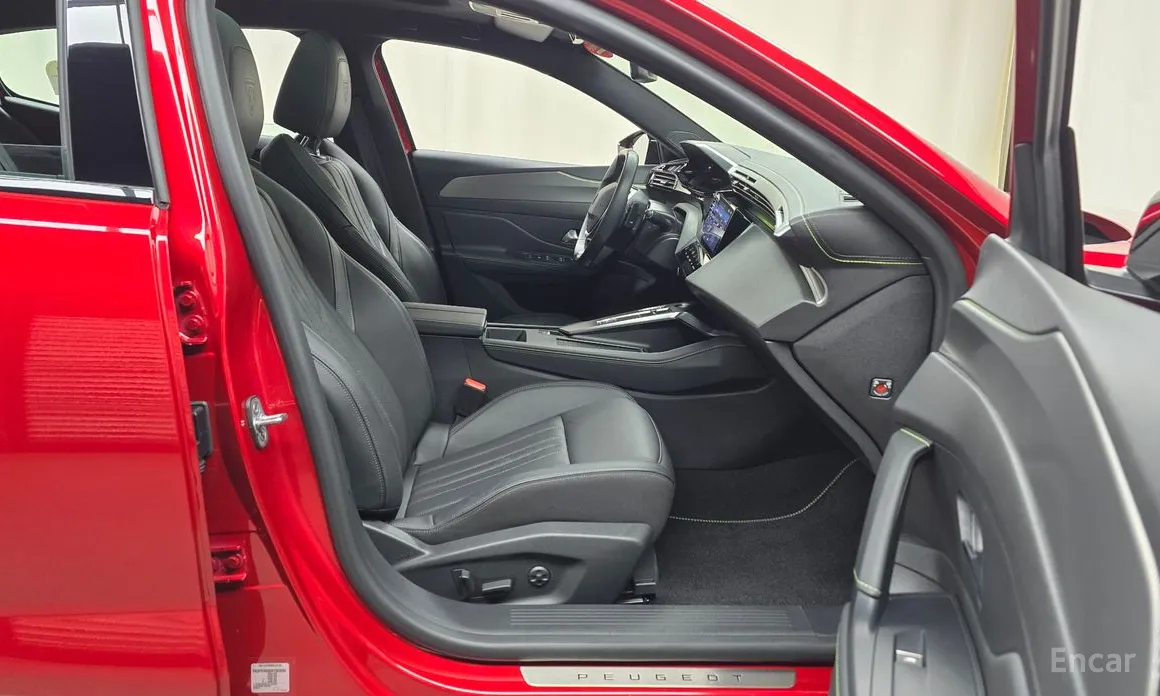 Фото 10 - Peugeot 408